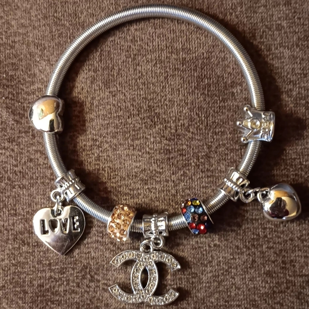 SILVER,  CRYSTAL, "CC" LOGO CHARM BRACELET